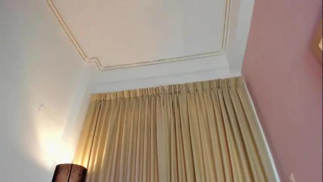 Image 2 of jessiecaameron Stream on Chaturbate on 18 days ago