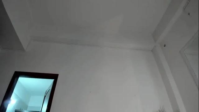 Image 3 of jessiecaameron Stream on Chaturbate on 14 days ago