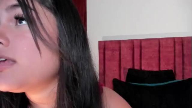 Image 10 of jessiecaameron Stream on Chaturbate on 6 days ago