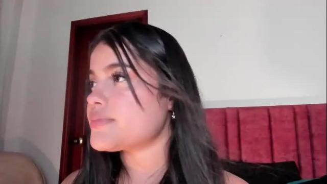 Image 7 of jessiecaameron Stream on Chaturbate on 6 days ago