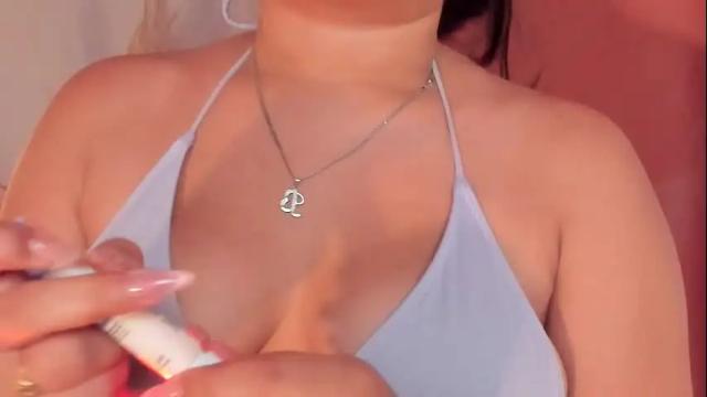 Image 12 of jessiecaameron Stream on Chaturbate on 1 day ago