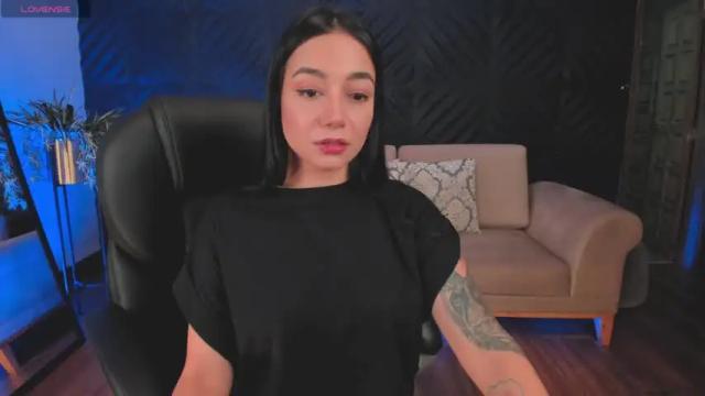 Image 4 of jessiedaniels_ Stream on Chaturbate on 17 months ago