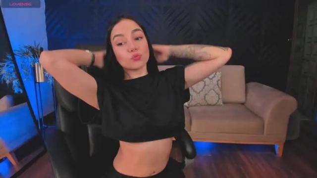 Image 8 of jessiedaniels_ Stream on Chaturbate on 17 months ago