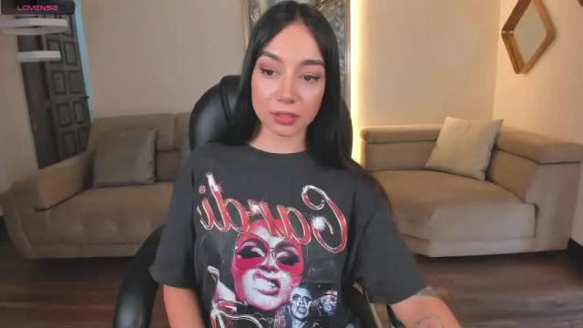 Image 7 of jessiedaniels_ Stream on Chaturbate on 17 months ago