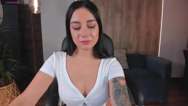 Image 12 of jessiedaniels_ Stream on Chaturbate on 16 months ago