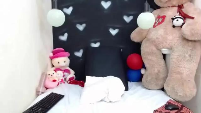 Image 8 of jessiedugalxxx Stream on Chaturbate on 16 months ago