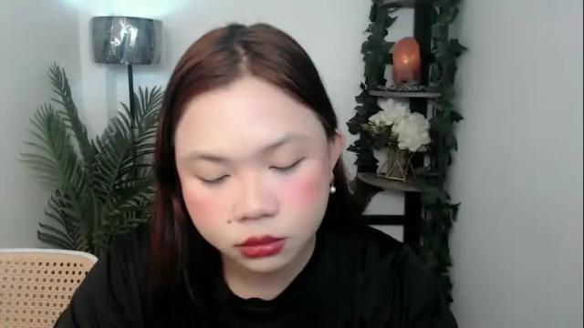 Image 2 of jessiefoxx0 Stream on Chaturbate on 6 months ago