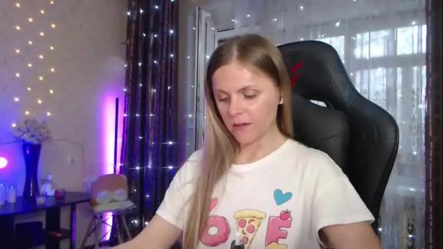 Image 11 of jessiemays Stream on Chaturbate on 1 month ago