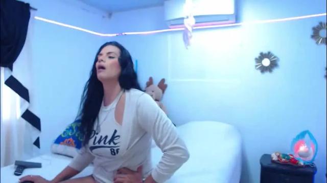 Image 2 of jessigomez Stream on Chaturbate on 2 months ago