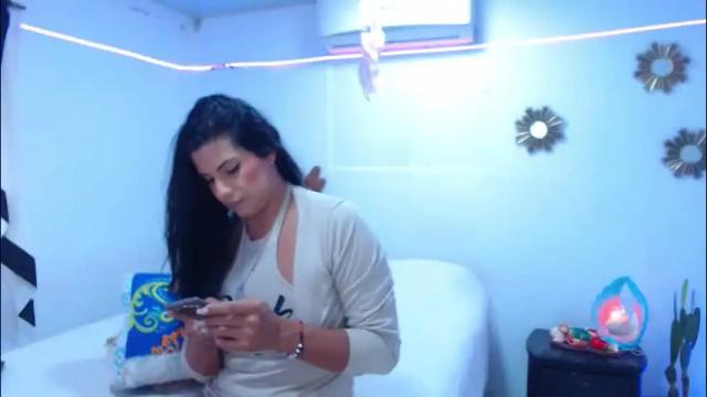 Image 7 of jessigomez Stream on Chaturbate on 2 months ago