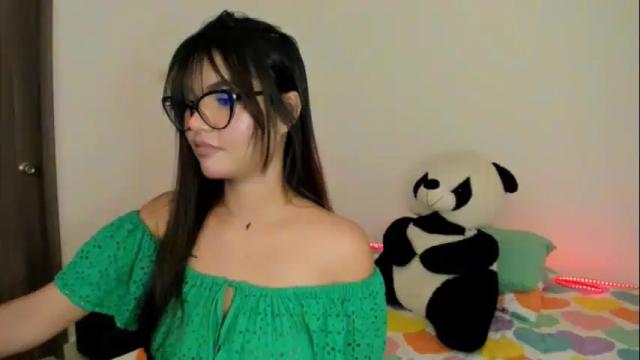 Image 7 of jessiica__ Stream on Chaturbate on 3 months ago