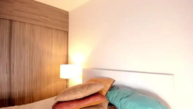 Image 11 of jessiigrey Stream on Chaturbate on 16 months ago