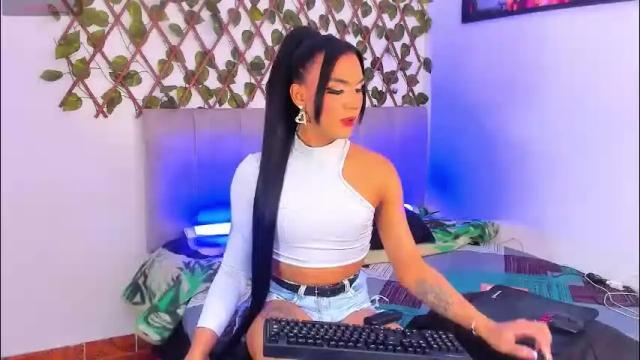 Image 6 of jessika_rabbits Stream on Chaturbate on 24 days ago
