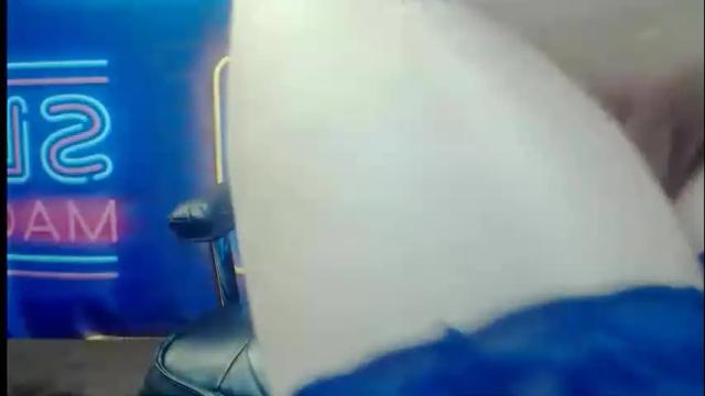 Image 12 of jessikaalba Stream on Chaturbate on 9 days ago