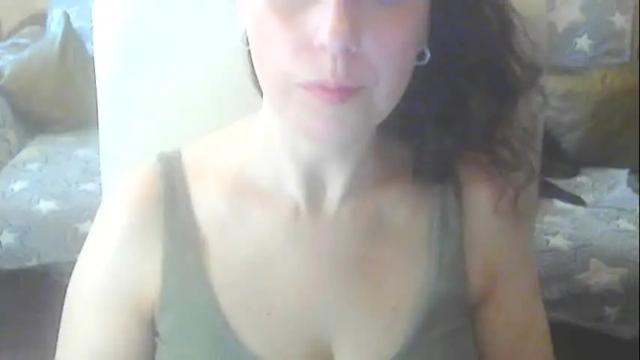 Image 3 of jessjess4you Stream on Chaturbate on 1 month ago