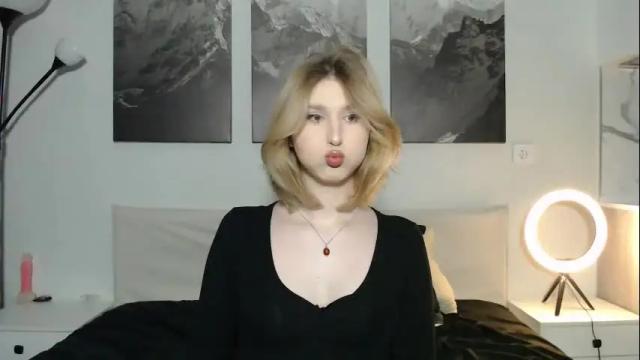 Image 2 of jessstonem Stream on Chaturbate on 4 days ago