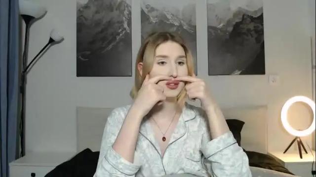 Image 3 of jessstonem Stream on Chaturbate on 25 days ago