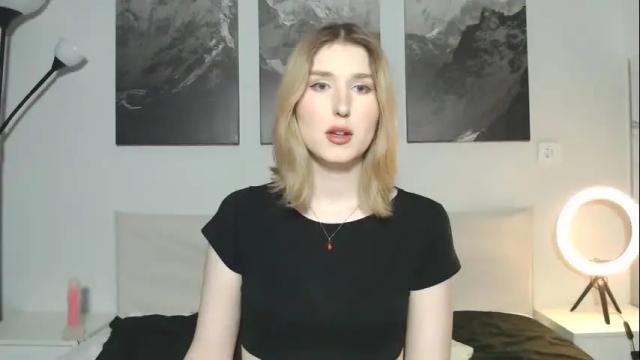 Image 8 of jessstonem Stream on Chaturbate on 10 days ago