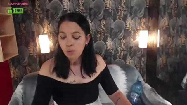 Image 3 of jessthewicked Stream on Chaturbate on 15 months ago