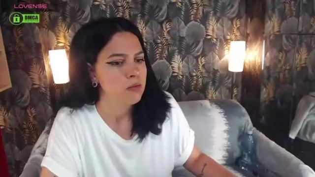 Image 2 of jessthewicked Stream on Chaturbate on 15 months ago