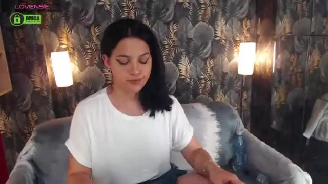 Image 6 of jessthewicked Stream on Chaturbate on 15 months ago
