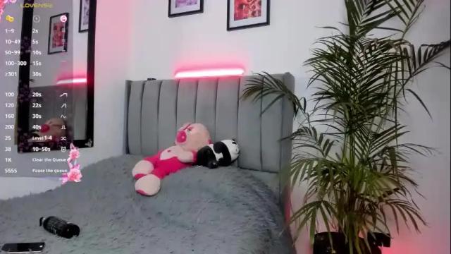 Image 2 of jessy_g_ Stream on Chaturbate on 1 month ago