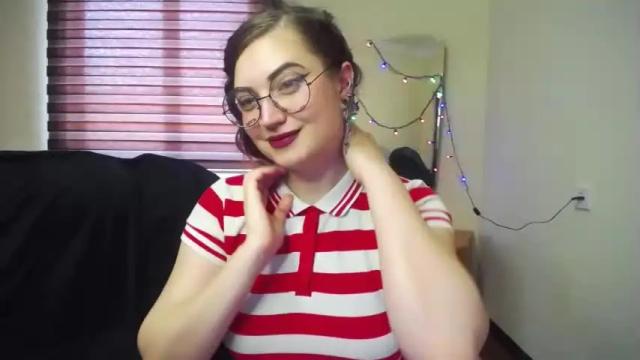 Image 3 of jessyhug Stream on Chaturbate on 19 months ago