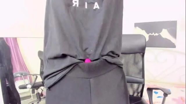 Image 11 of jessystarrr Stream on Chaturbate on 2 days ago