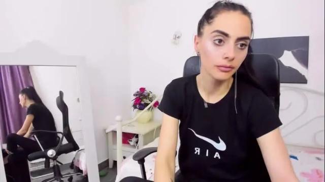 Image 7 of jessystarrr Stream on Chaturbate on 2 days ago