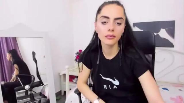 Image 8 of jessystarrr Stream on Chaturbate on 2 days ago