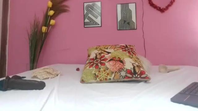 Image 12 of jessyycardona Stream on Chaturbate on 16 months ago