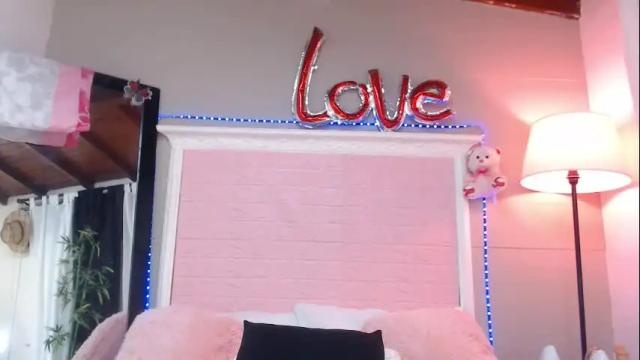 Image 11 of jessyzoe Stream on Chaturbate on 1 month ago