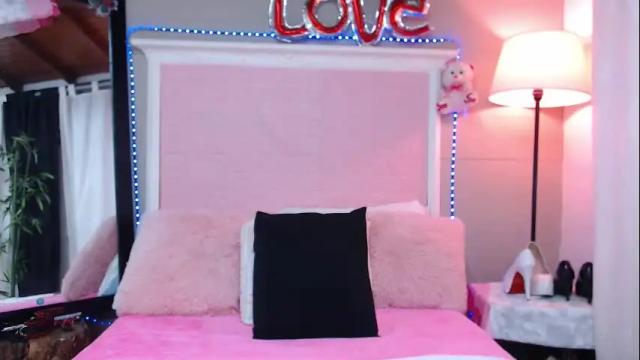 Image 6 of jessyzoe Stream on Chaturbate on 1 month ago