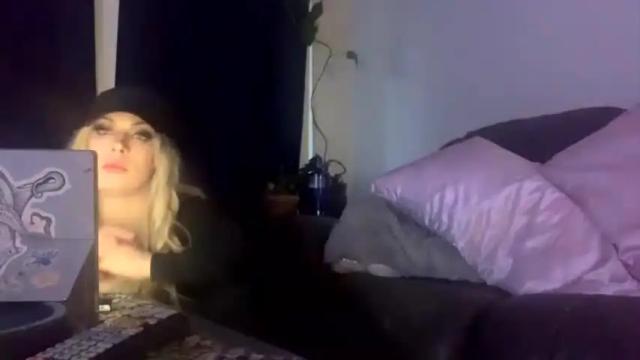Image 3 of jesy_enigma Stream on Chaturbate on 14 months ago