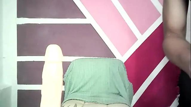 Image 7 of jet_clomet21 Stream on Chaturbate on 26 days ago