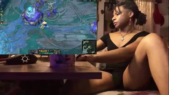 Image 8 of jetsdomain Stream on Chaturbate on 14 days ago