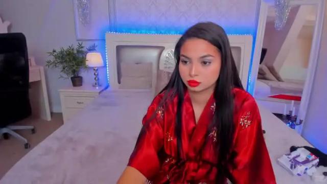 Image 2 of jeweljasmine Stream on Chaturbate on 15 months ago