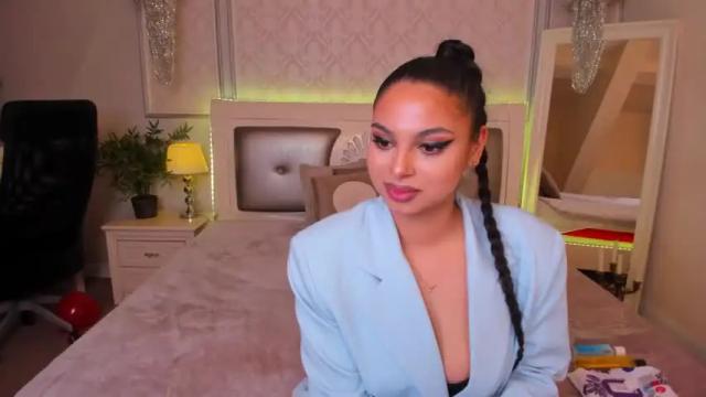 Image 6 of jeweljasmine Stream on Chaturbate on 15 months ago