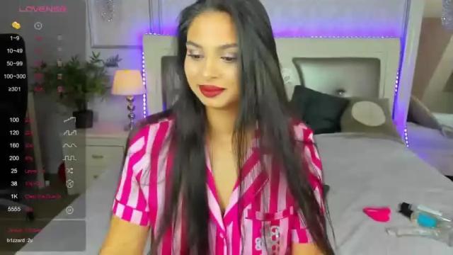Image 4 of jeweljasmine Stream on Chaturbate on 14 months ago