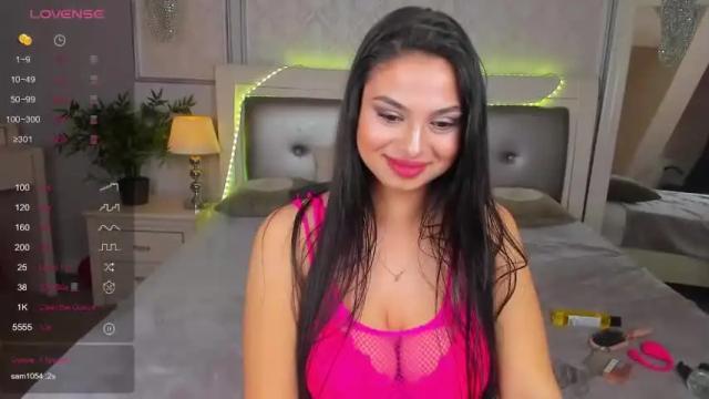 Image 4 of jeweljasmine Stream on Chaturbate on 14 months ago