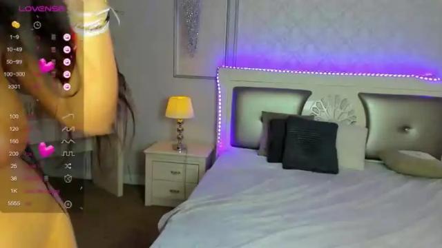 Image 10 of jeweljasmine Stream on Chaturbate on 13 months ago