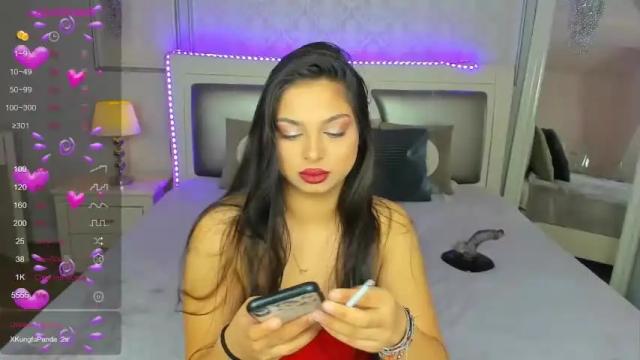 Image 2 of jeweljasmine Stream on Chaturbate on 13 months ago