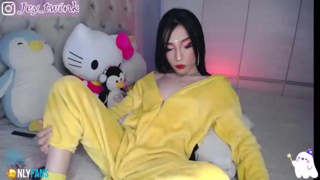 Image 3 of jeyandblae_ Stream on Chaturbate on 16 months ago