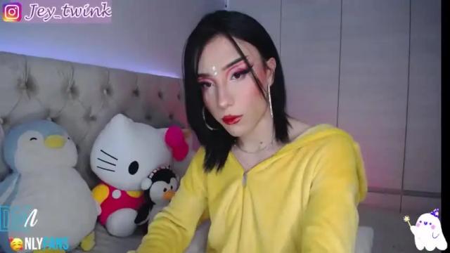 Image 7 of jeyandblae_ Stream on Chaturbate on 16 months ago