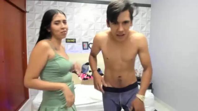 Image 2 of jeyydeandevaturnet Stream on Chaturbate on 20 months ago