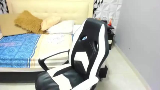 Image 3 of jeyydeandevaturnet Stream on Chaturbate on 18 months ago