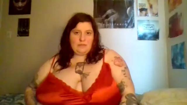 Image 7 of jezabelroot444 Stream on Chaturbate on 16 months ago