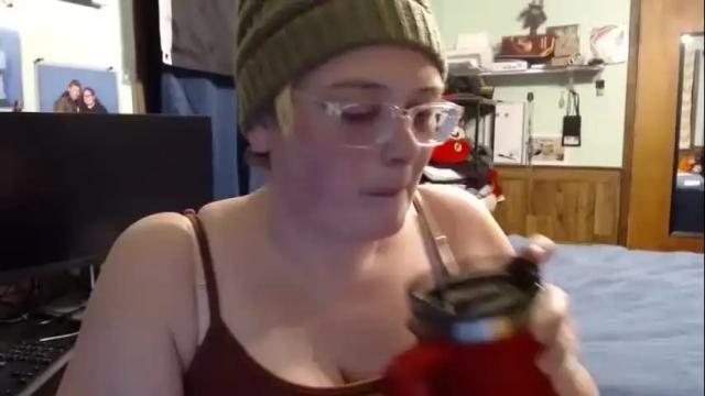 Image 3 of jezkallah Stream on Chaturbate on 24 months ago