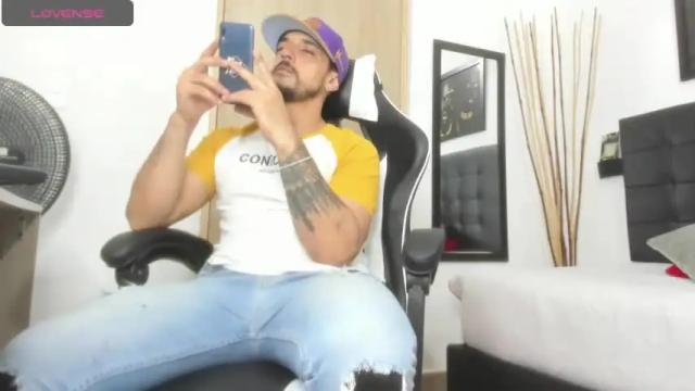 Image 10 of jhancarlos_ Stream on Chaturbate on 21 months ago
