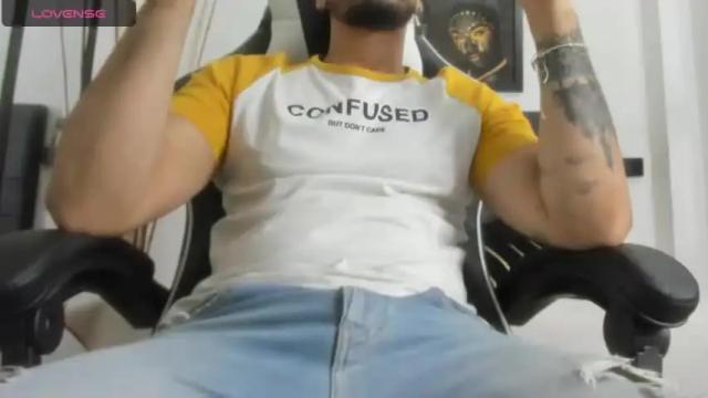 Image 2 of jhancarlos_ Stream on Chaturbate on 21 months ago
